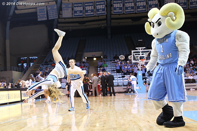 dwhoops_140105_maryland_79_unc_70_129.jpg